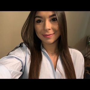 Meet your Posher, Andrea